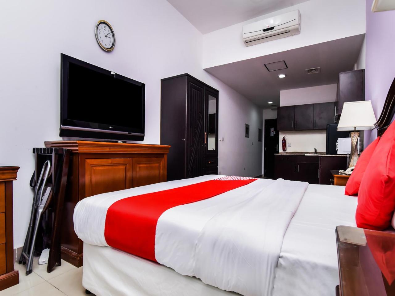 Oyo 138 Empire Hotel Apartments Dubai Luaran gambar
