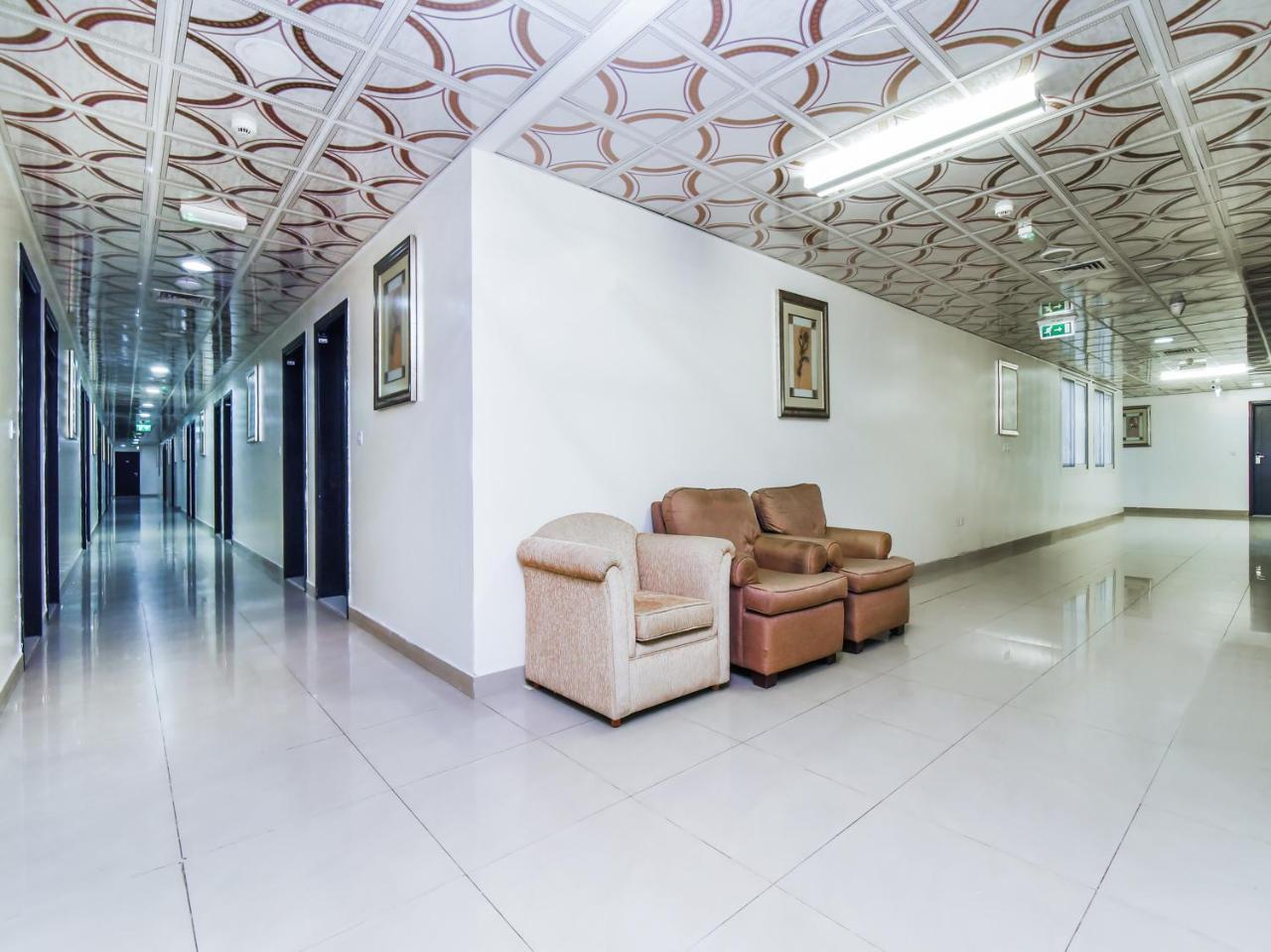 Oyo 138 Empire Hotel Apartments Dubai Luaran gambar